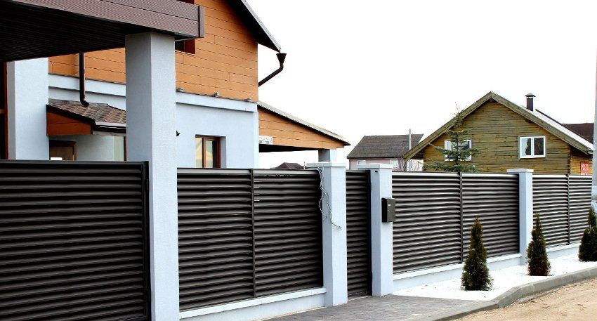 Recinzioni metalliche: come creare una recinzione bella e resistente