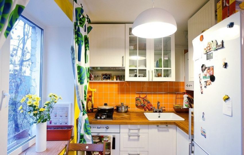 Design della cucina a Krusciov: le migliori idee per la decorazione e l'arrangiamento