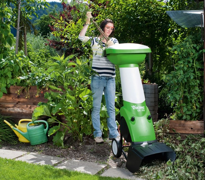 Rami e erba per frantumazione elettrica da giardino: una panoramica di modelli popolari