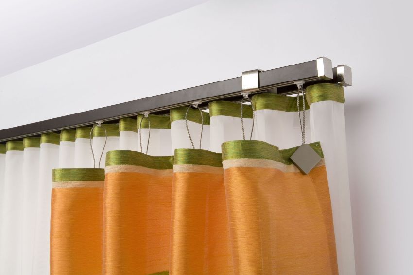Barre per tende da parete per tende. Foto di idee interessanti