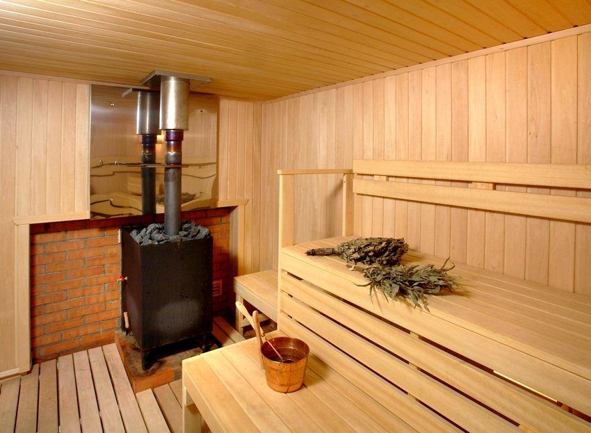 Stufe per sauna a legna con serbatoio d'acqua: generale