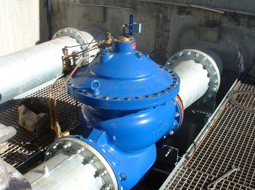 Regolatore della pressione dell'acqua nel sistema di approvvigionamento idrico: ottimizzazione del sistema di approvvigionamento idrico
