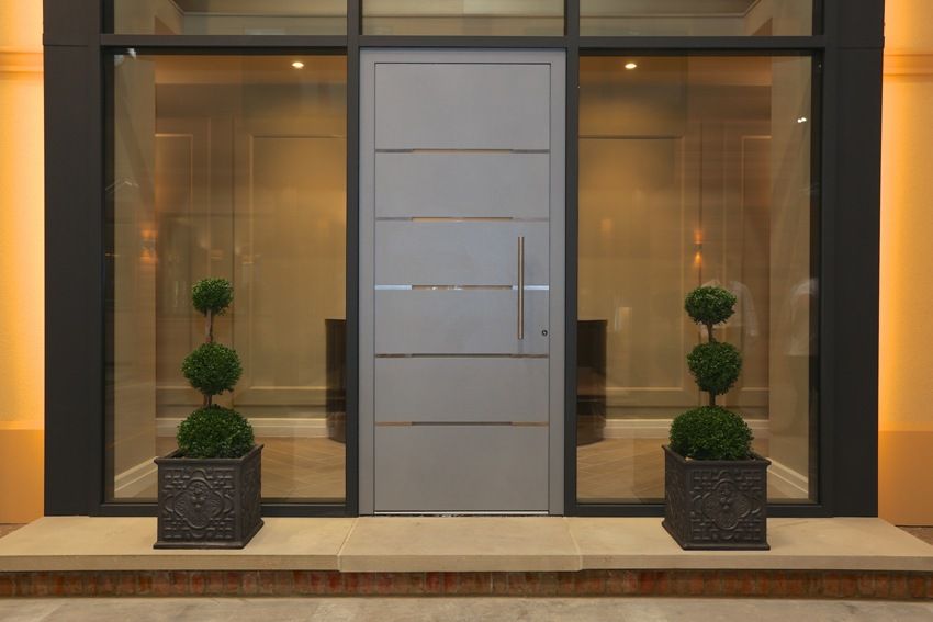 Porta d'ingresso con vetro per una casa privata: esempi di grande design
