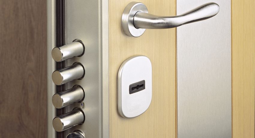 Blocco per una porta di metallo: la scelta di un dispositivo affidabile per proteggere la casa